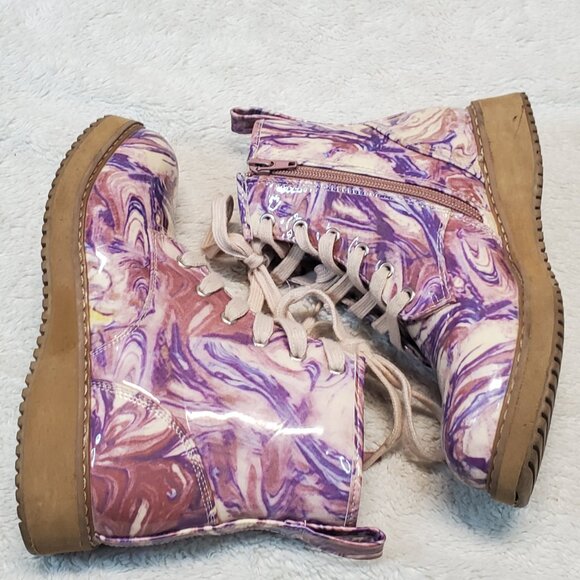 Steve Madden Pastel Goth Whimsical Festival Pink Purple Swirl Marble Boot Girl 3 - Picture 1 of 10